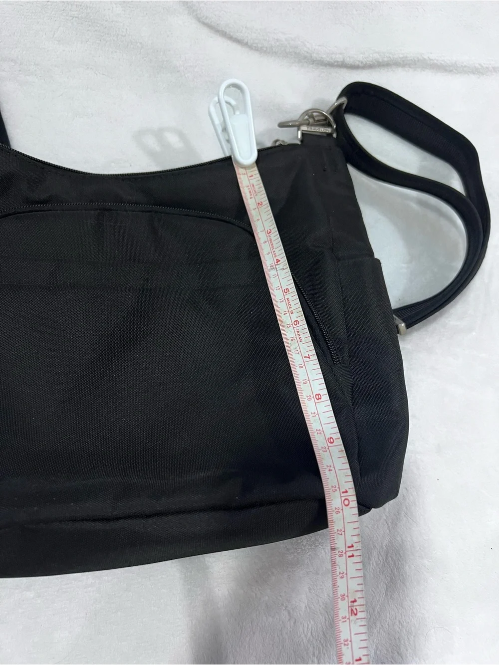 Travelon Black Nylon Crossbody Travel Bag Organizer Multi Pocket Lightweight